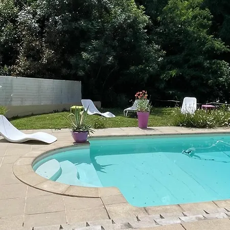 Chez Nath Et Scott Homestay